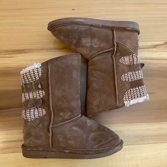 Bear paw boots- Girls size 4 - Picture 2 of 5